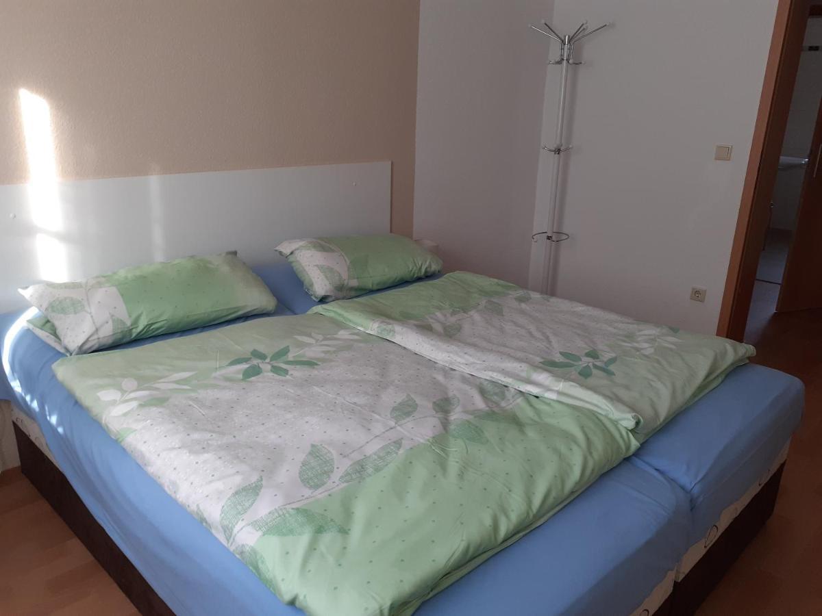 Ferienwohnung - August-Bebel-Str. 19 Oelsnitz  Екстериор снимка